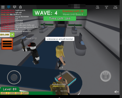 Roblox gameplay screenshot showing wave 4 of a game.