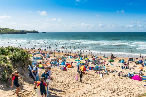 Popular hotel yards away from two beaches in UK seaside resort to close as holidaymakers left devastated
