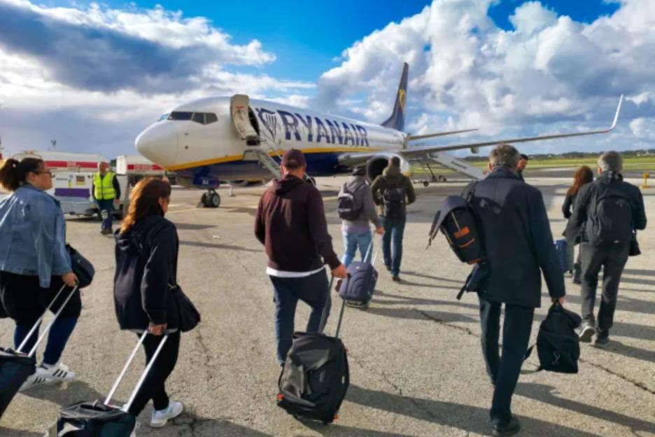5 cabin bags under £20 that fit Ryanair’s new hand luggage rules including Amazon buy that fits 11 days worth of clothes