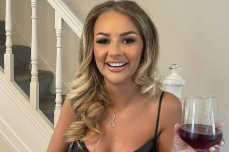 Raging mum, 26, left best pal needing 41 stitches after she glassed her across the face in horrifying bar brawl
