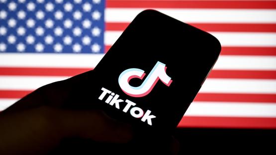 Amazon ‘makes last-minute bid to buy TikTok’ as app faces US ban in 3 days if it doesn’t cut ties with Chinese owner