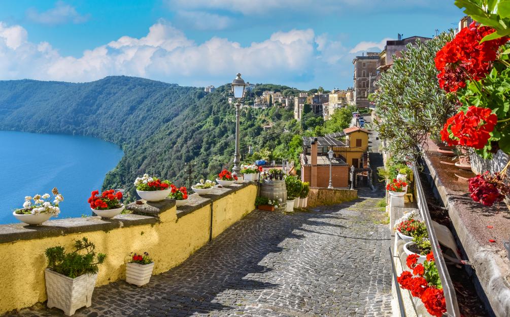 Date that strict rules for Brit holidaymakers heading to Euro hols hotspots will come into force revealed