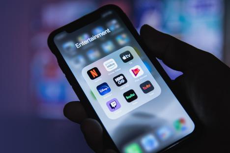 5 Ways Digital Payments Are Transforming the Entertainment Industry