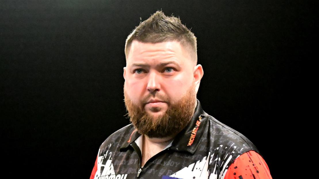 ‘I got scared when I Googled it’ – Former world darts champion Michael Smith fears he needs major surgery