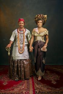 Ella &#038; Jude Are Two Pharmacists Who Found Love — Enjoy Their Pre-wedding Shoot! 12