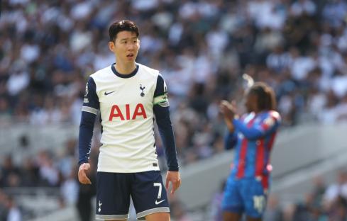 LONDON, ENGLAND - MAY 11: Tottenham Hotspur's Son Heung-Min during the Premier League match between Tottenham Hotspur FC and Crystal Palace FC at Tottenham Hotspur Stadium on May 11, 2025 in London, England. (Photo by Rob Newell - CameraSport via Getty Images)