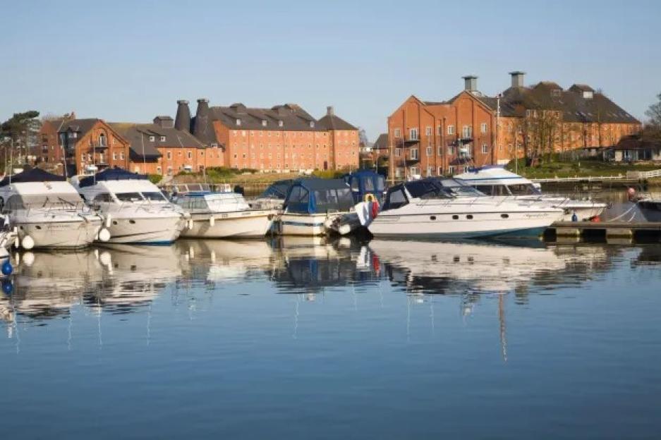 Man in his 50s dies after power boat crashed into houseboat at water sports centre