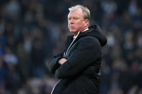 Steve McLaren, manager of Derby County, at a soccer match.