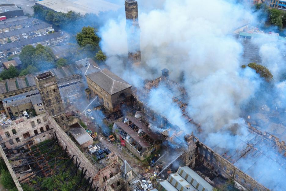 Huge fire rips through 150-year-old mill used in Peaky Blinders and Downton Abbey