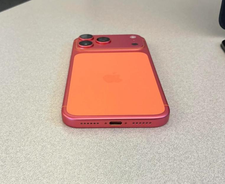 Orange iPhone 17 Pro Max that turned rose gold.