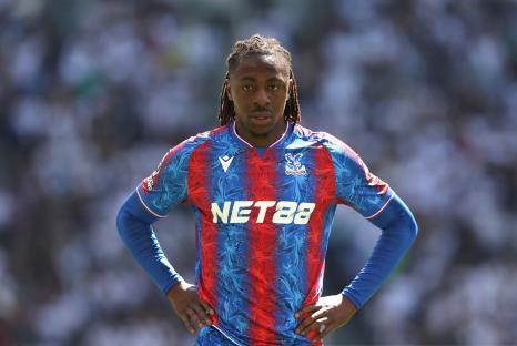 Eberechi Eze of Crystal Palace in his team's jersey.