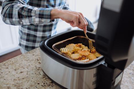 Cooking with popular kitchen gadget gives us ‘joy and pride’, food psychology expert reveals
