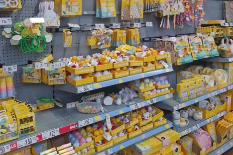 Shoppers are racing to get their hands on Asda’s Easter range & there’s still time to bag decorations before tomorrow