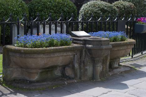D78RKA England, Suffolk, Sudbury, The old drinking fountain in Market Hill, which featured in the book