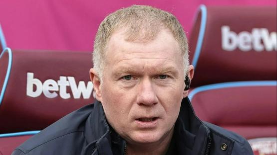 Man Utd star rang Paul Scholes and tried to confront him on training ground over pundit’s criticism