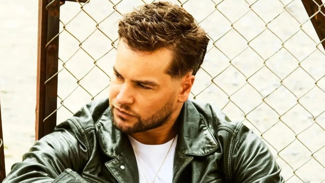 I’ve had more people call me ‘gay’ than ever before but JoJo romance is REAL, says Chris Hughes in ONLY interview