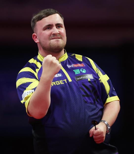 Darts Fans in Shock as Luke Littler Upsets Gian van Veen with Record-Breaking World Grand Prix Average!