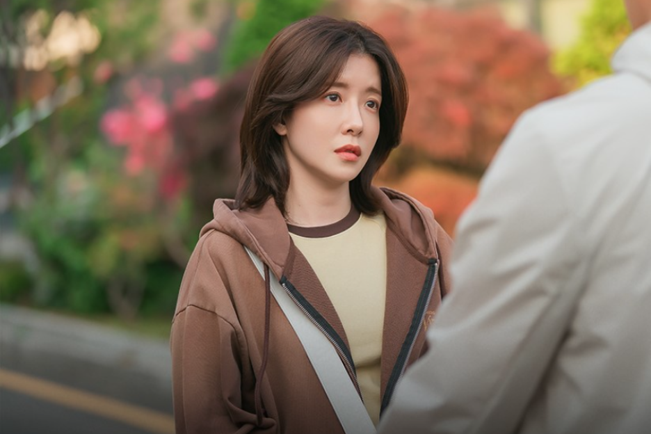Jung In Sun Shares Insights Into Her “Our Golden Days” Character And Chemistry With Jung Il Woo