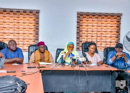 Niger govt approves N1,317bn for production of 23,400 chairs for public schools 3