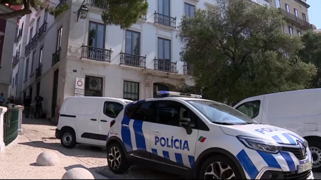 Lisbon police car at a crime scene.