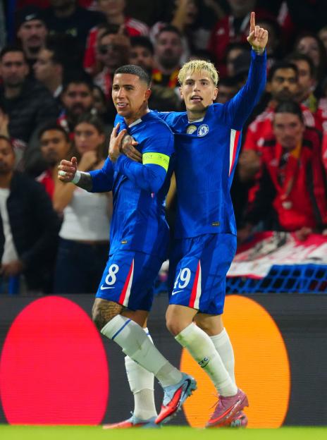 Chelsea 1 Benfica 0: Mourinho loses on Stamford Bridge return as Blues scrape three points with calamitous own-goal