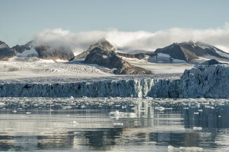 UK’s plan for Arctic island base: How Boris was urged to buy £250m stretch to fend off Putin years BEFORE Ukraine crisis