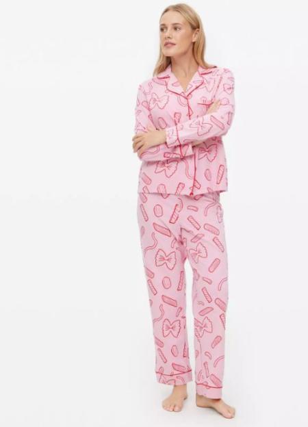 I need these cry shoppers after spotting gorgeous autumn pyjama line in Sainsburys, , , https://www.tiktok.com/@life.of.pops/video/7536251224719379734?_r=1&_t=ZN-8ymNNa695oE
