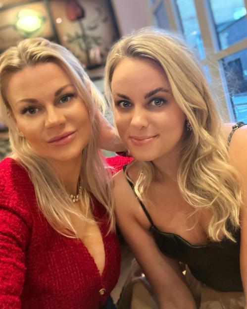 Pernilla Sjoholm and Cecilie Fjellhoy, victims of the Tinder Swindler.