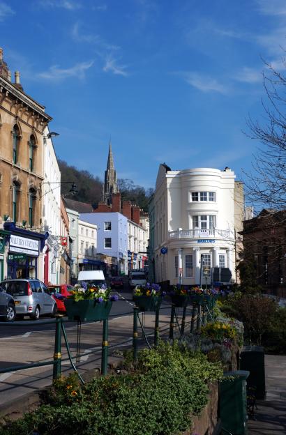 Teenager, 17, is one of two arrested on suspicion of murder after 52yo dies ‘following argument’ as cops launch appeal