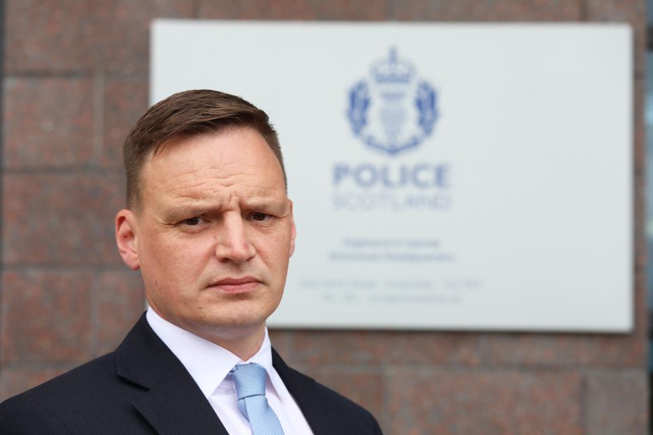 Detective Superintendent Calum Smith at a police press conference.