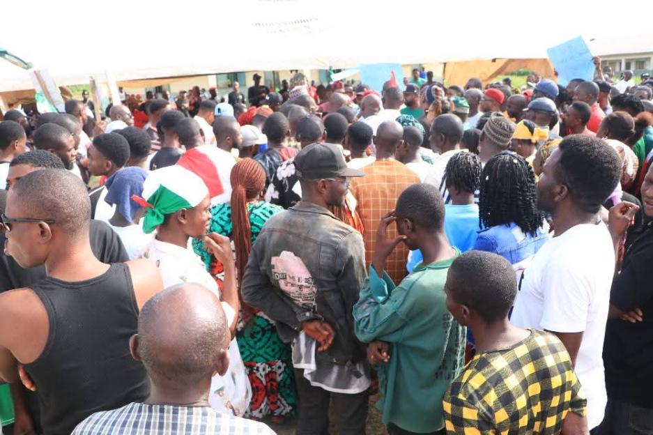 2027: Hundreds Shift from APC, NNPP, and LP to PDP in Benue South