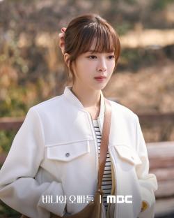 Roh Jeong Eui Rushes To Lee Chae Min's Rescue In “Crushology 101” Finale 5