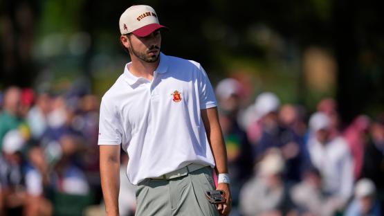 What does Masters star Jose Luis Ballester’s hat say?