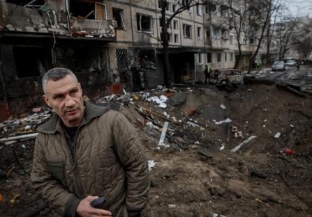 Kyiv Mayor Vitali Klitschko at a missile strike site.