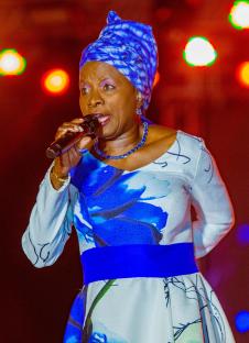 Angélique Kidjo: Forever Giving, Forever Glorious