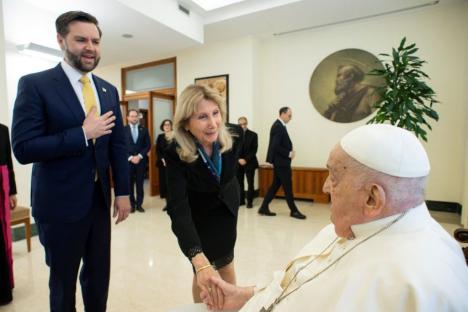 Easter: US VP Vance meets Pope Francis [PHOTOS] 3