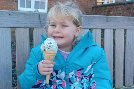 ‘Little firecracker’ girl, 5, given 12 months to live after laughing and sneezing left her rolling in pain on the floor
