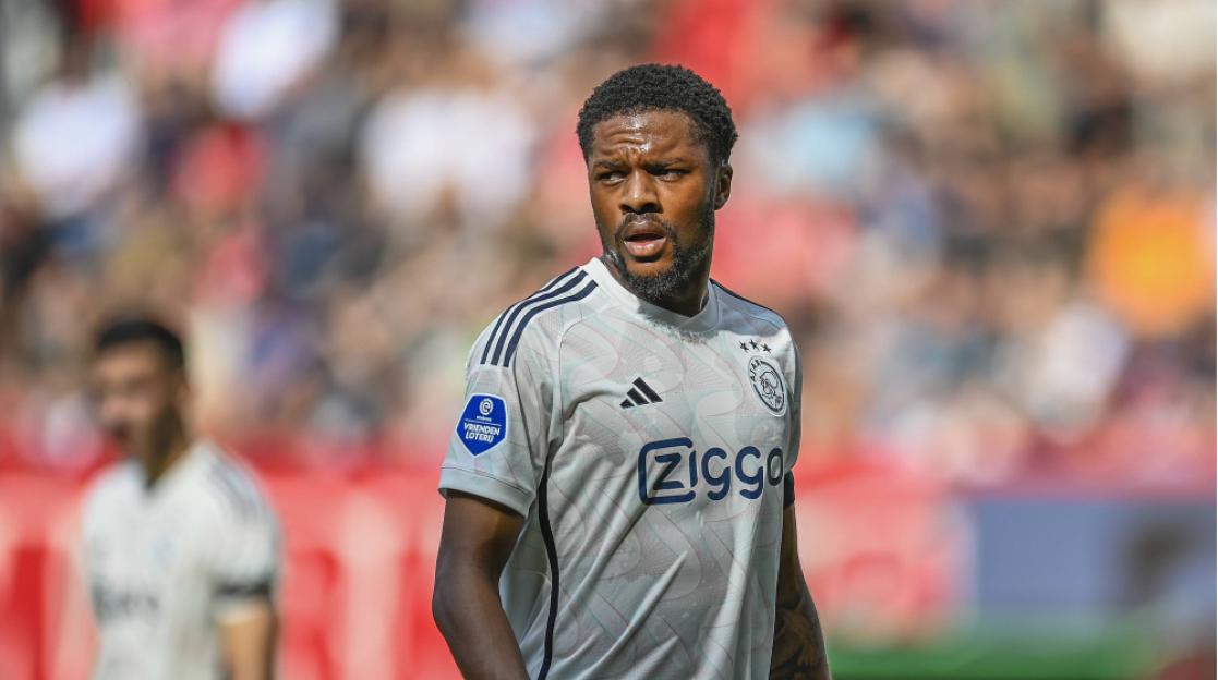 Transfer: Chuba Akpom agrees move to Ipswich Town 