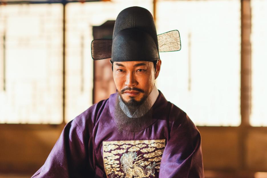 Choi Gwi Hwa Is A Power-Hungry Two-Faced Prince In “Bon Appétit, Your Majesty”