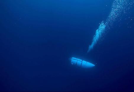 The Titan submersible descending underwater.
