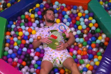 Watch moment CBB’s Danny falls through boxes during hilarious baby task