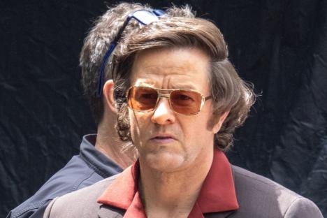 Huge Hollywood star looks unrecognisable on set of new movie after transformation