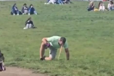 Watch the gross moment Curtis Pritchard THROWS UP on busy London hill ahead of debut boxing match