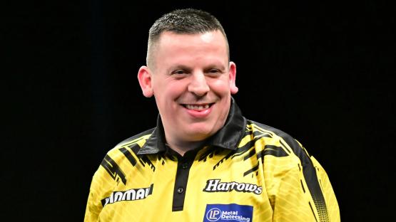 Darts star Dave Chisnall hits back at fan who accused him of being drunk on the oche