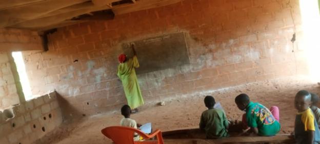 Benue: Pupils, teachers in Otukpa forced to sit on floors, windowsills despite N82bn education budget