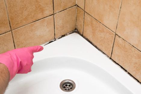 The B&Q buy that banishes black mould in a bathroom without bleach & you don’t need to spend ages scrubbing either