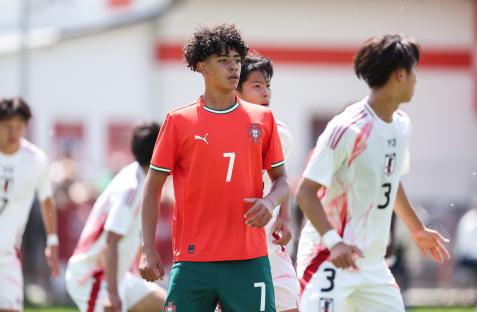 Cristiano Ronaldo Jr. playing for the Portuguese U-15 national team.