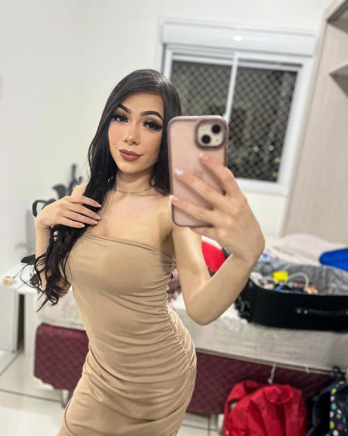 Selfie of Jaqueline Barbosa Nascimento.
