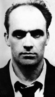 Jack 'The Hat' Mcvitie, who was murdered by Reggie Kray / THE SHOCKING BRUTALITY and violence of Londons historic gangs has been laid bare in a new book examining the role of organised crime in the capital. Investigating the impact of gangsters in London in the 50s and 60s, Londons Gangs at War, by ex-police officer Dick Kirby, pulls no punches as it looks in depth at some of the most infamous names from the criminal underworld. Murder, torture and extortion all feature prominently as Kirby looks at some of the most famous incidents from the post-war era, using old police reports, court and newspaper records to give an accurate portrayal of what life was like at the time of the Krays and the Richardsons / Pen and Sword / mediadrumworld.com