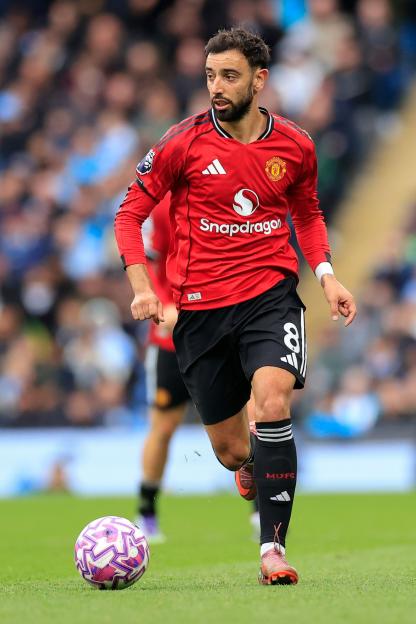 Bruno Fernandes (8) of Manchester United during the Premier League match.